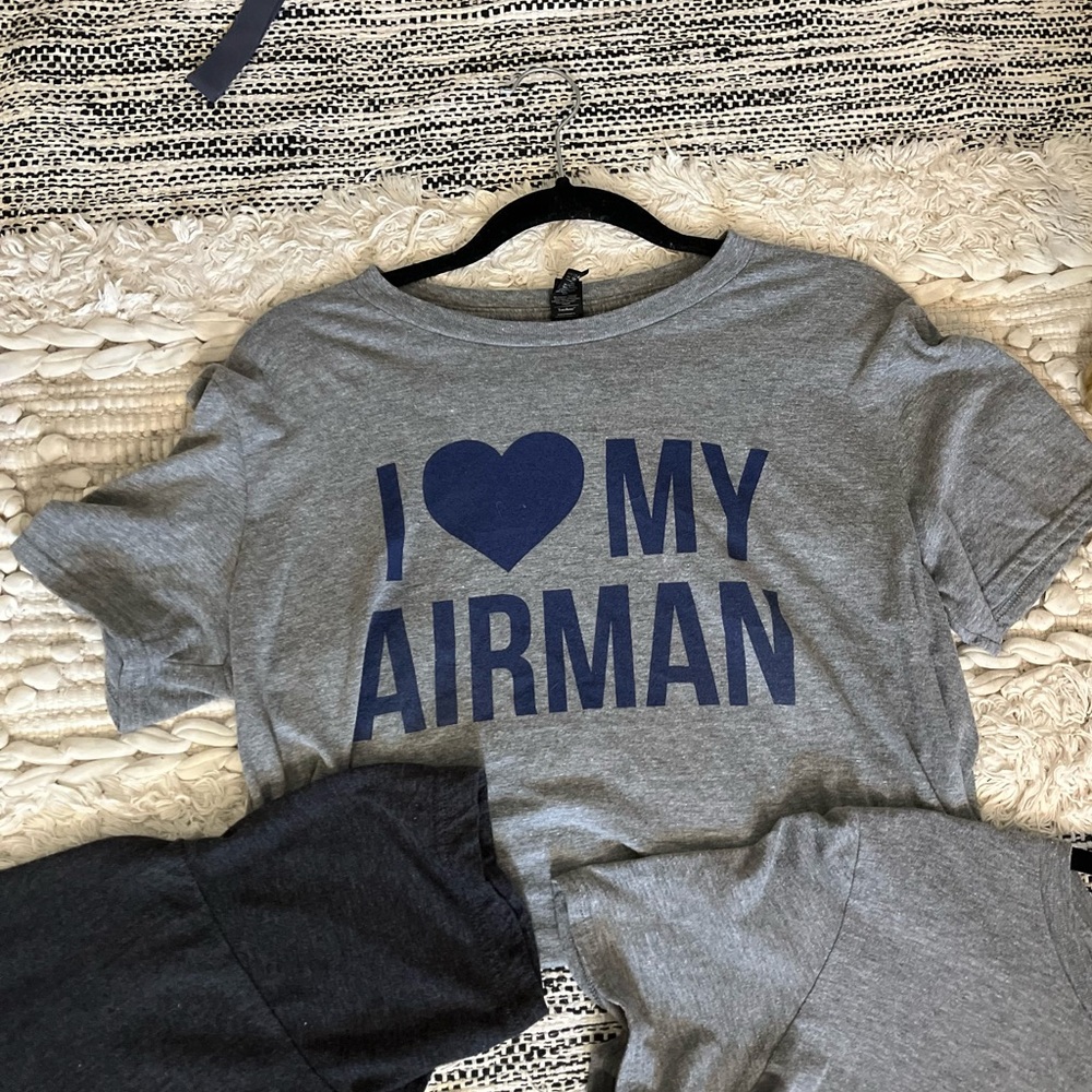 I love my Airman Tee M